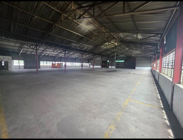 3,300M² WAREHOUSE TO LET IN ALRODE
